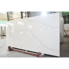 Άσπρος φλεβώδης άσπρος χαλαζίας πέτρινο Calacatta 15MM για την επιτροπή τοίχων