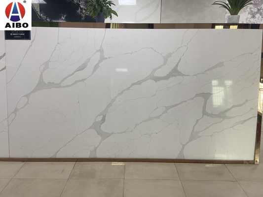 Υψηλή αντοχής Calacatta άσπρη χαλαζία γυαλισμένη ο Stone αντίσταση ρωγμών επιφάνειας ισχυρή